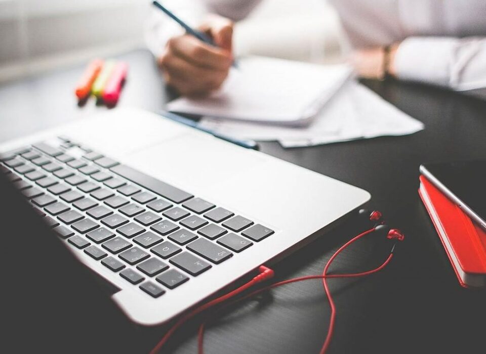 Cursos básicos en Servicios Sociales y Mediación